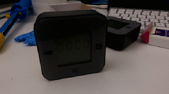 Short animated GIF of the visually beeping clock